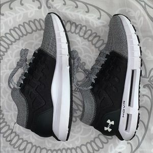 UA HOVR Speedform 2.0 Women’s running sneaker